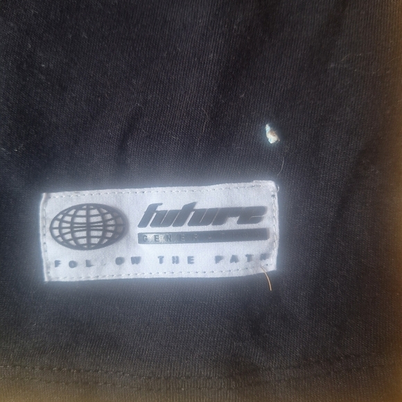 Ardene - Future Generation Black Crop-Top - Picture 4 of 4